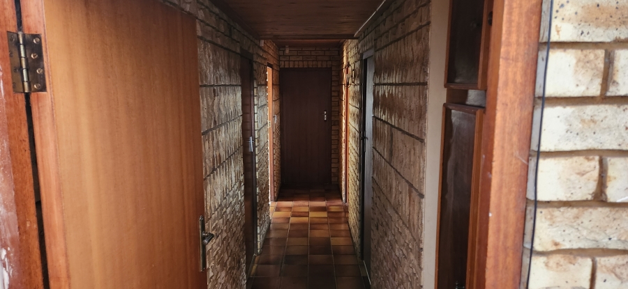 20 Bedroom Property for Sale in Bult North North West